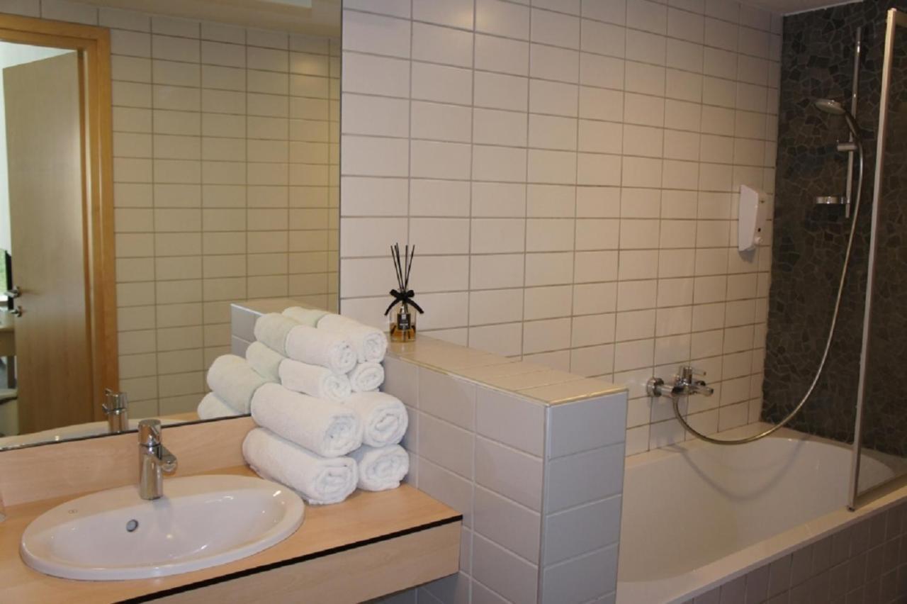 Zaliasis Slenis - Self Check-In Hotel - Free Parking Aukstkiemiai Dış mekan fotoğraf